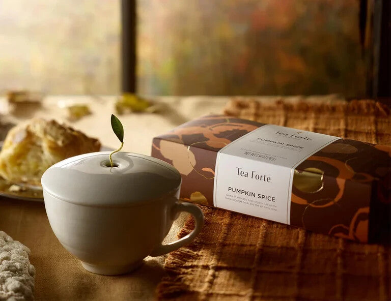 The Autumn Tea & Biscotti Gift Set